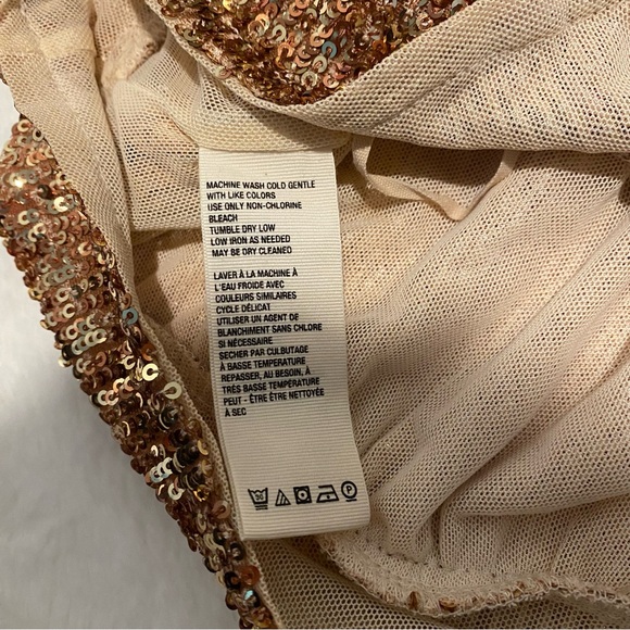 Sequin Back Bow Tie Top - Picture 9 of 10